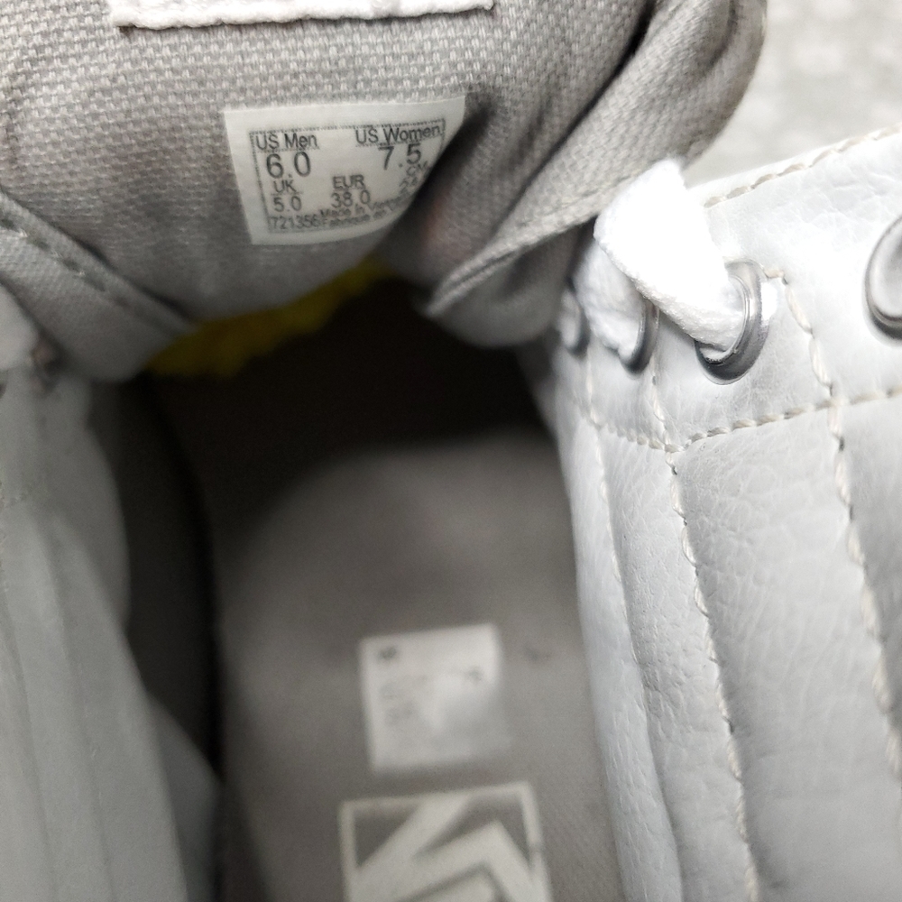 Vans Off the wall sneakers W7.5 M6 - Picture 10 of 11